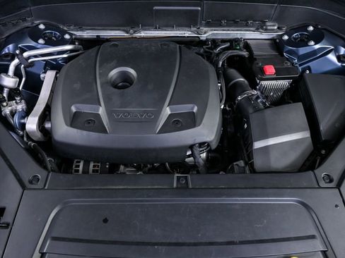 Used 2019 Volvo XC90 T5 Momentum image 34