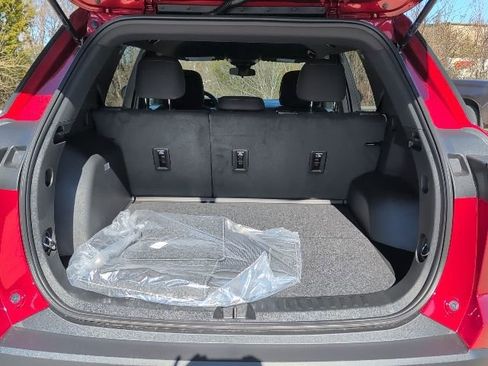 New 2026 Chevrolet Equinox LT image 10