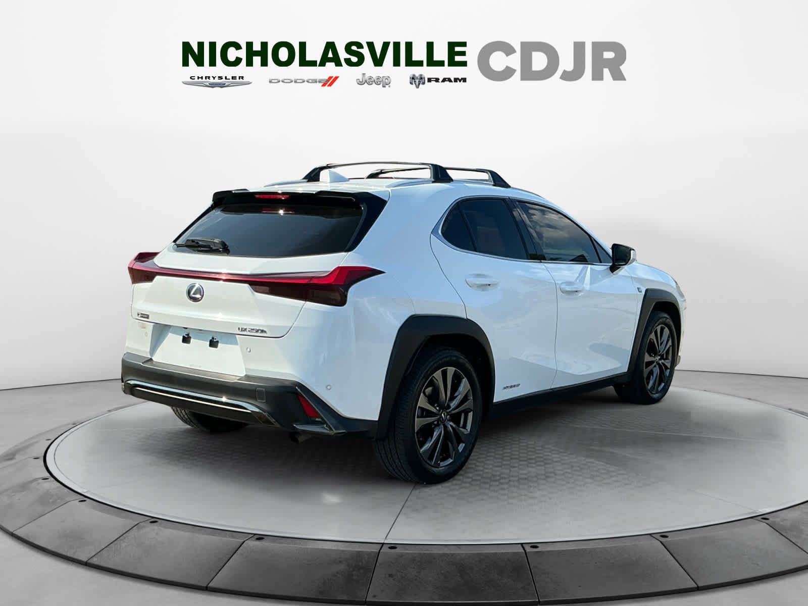 Used 2021 Lexus UX 250h F Sport w/ F Sport Premium Package AWD/4WD image 5