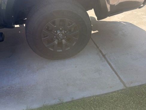 Certified 2020 Toyota Tacoma SR5 RWD image 7