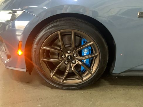 Used 2024 Ford Mustang GT Premium image 32