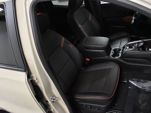 Used 2023 GMC Canyon AT4 w/ AT4 Premium Package image 14