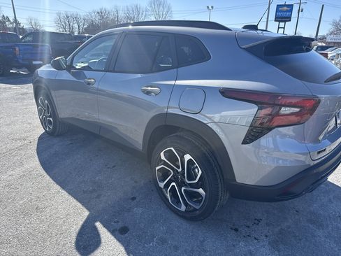 New 2026 Chevrolet Trax RS w/ Driver Confidence Package image 6