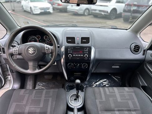 Used 2011 Suzuki SX4 Premium AWD/4WD image 27
