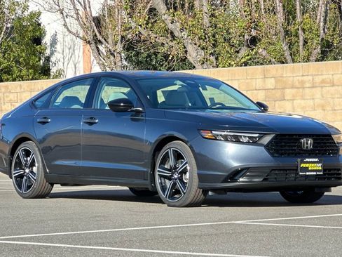 New 2026 Honda Accord SE image 2