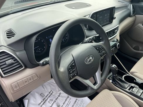 Used 2019 Hyundai Tucson SE FWD image 18