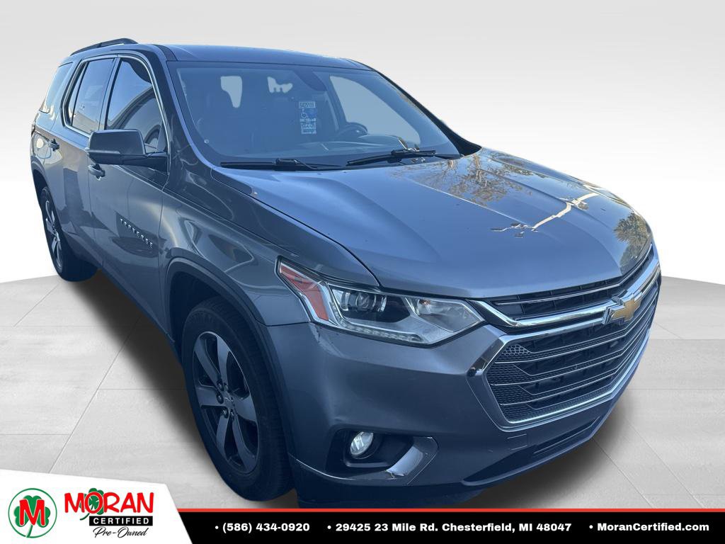 Used 2019 Chevrolet Traverse LT w/ LT Premium Package AWD/4WD image 2