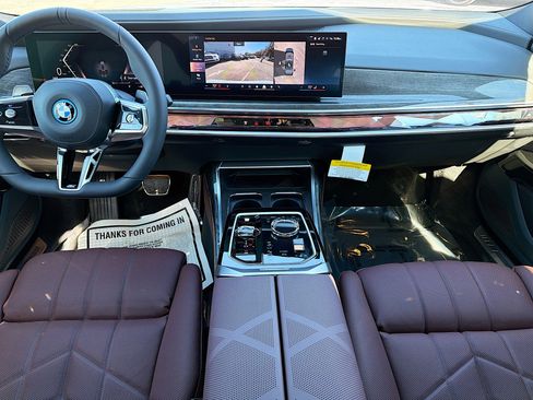 New 2026 BMW 750e xDrive w/ Executive Package image 19
