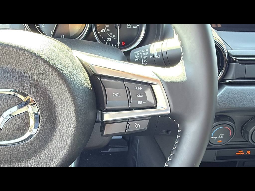 New 2026 MAZDA MX-5 Miata Club w/ Interior Package RWD image 22