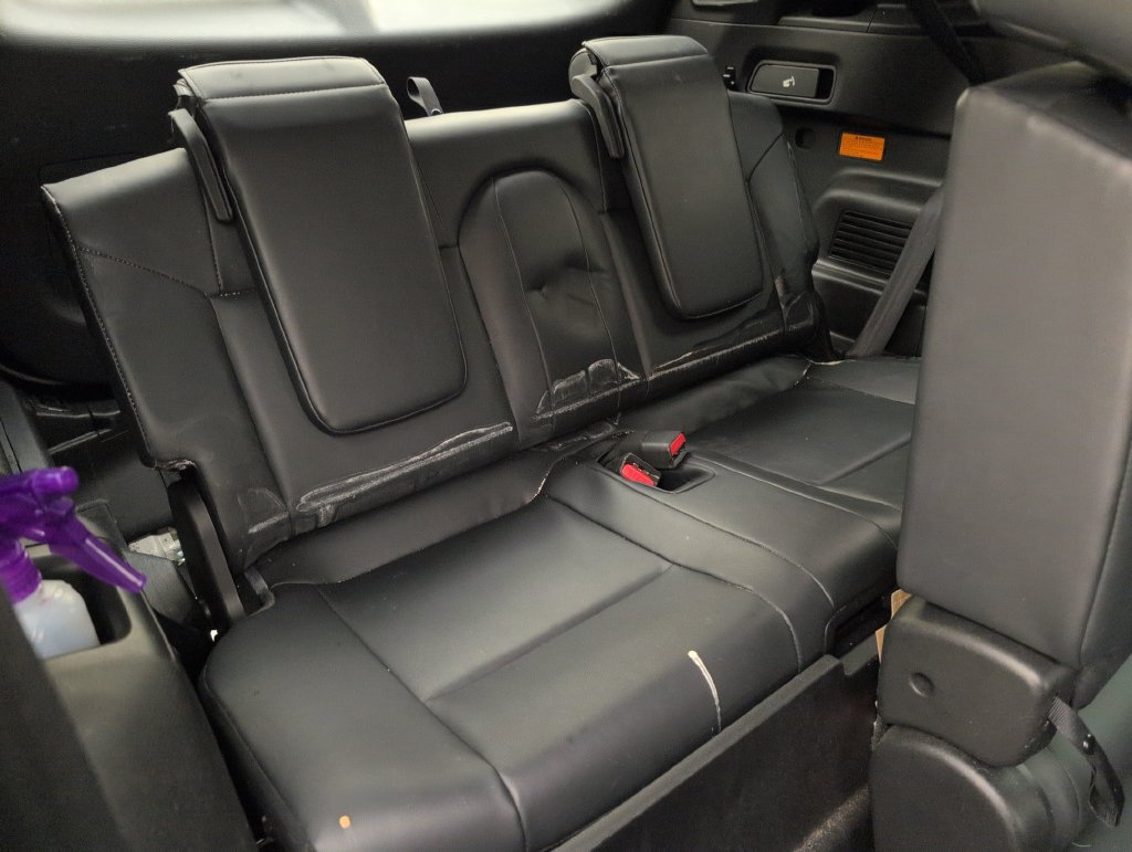 Used 2023 Mitsubishi Outlander 4WD Plug-In Hybrid image 16
