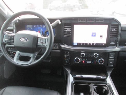 Used 2024 Ford F250 Lariat AWD/4WD image 20