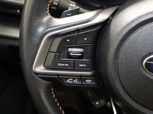 Used 2022 Subaru Crosstrek 2.5i Limited image 32