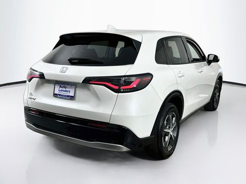 Used 2023 Honda HR-V EX-L image 5
