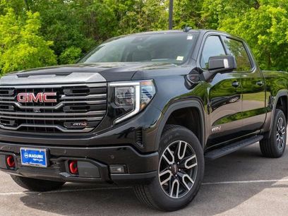 Used 2022 GMC Sierra 1500 AT4 w/ AT4 Premium Package