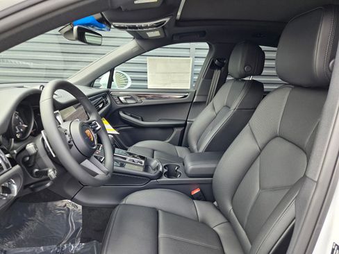 New 2026 Porsche Macan AWD/4WD image 26
