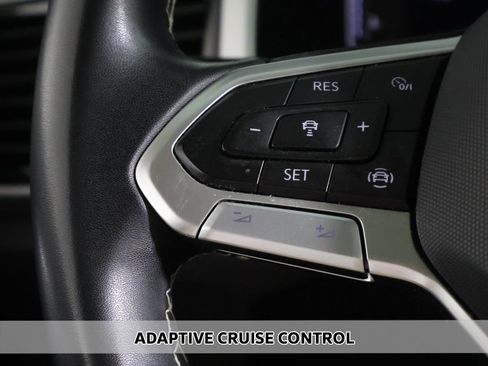 Used 2023 Volkswagen Atlas SE w/ Panoramic Sunroof Package AWD/4WD image 4