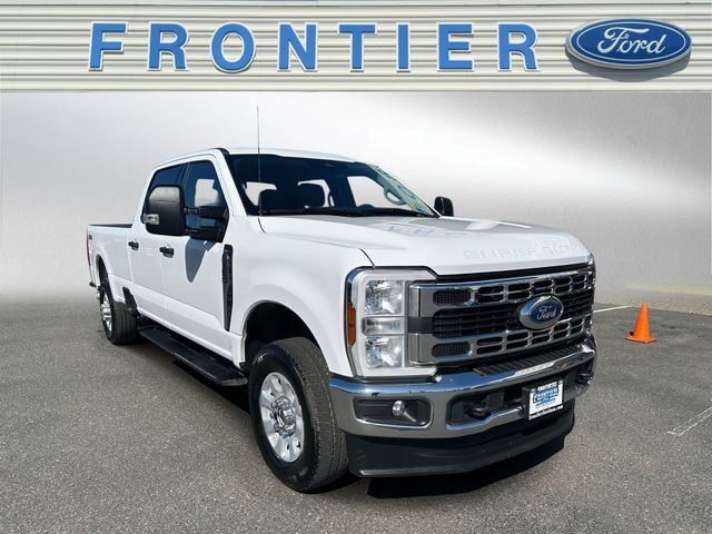 Used 2024 Ford F350 XLT AWD/4WD image 8