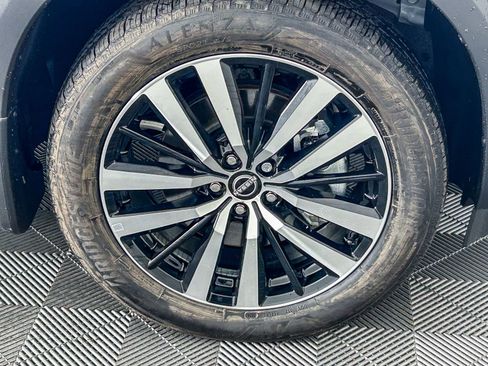 Certified 2025 Nissan Pathfinder Platinum w/ Cargo Package image 12