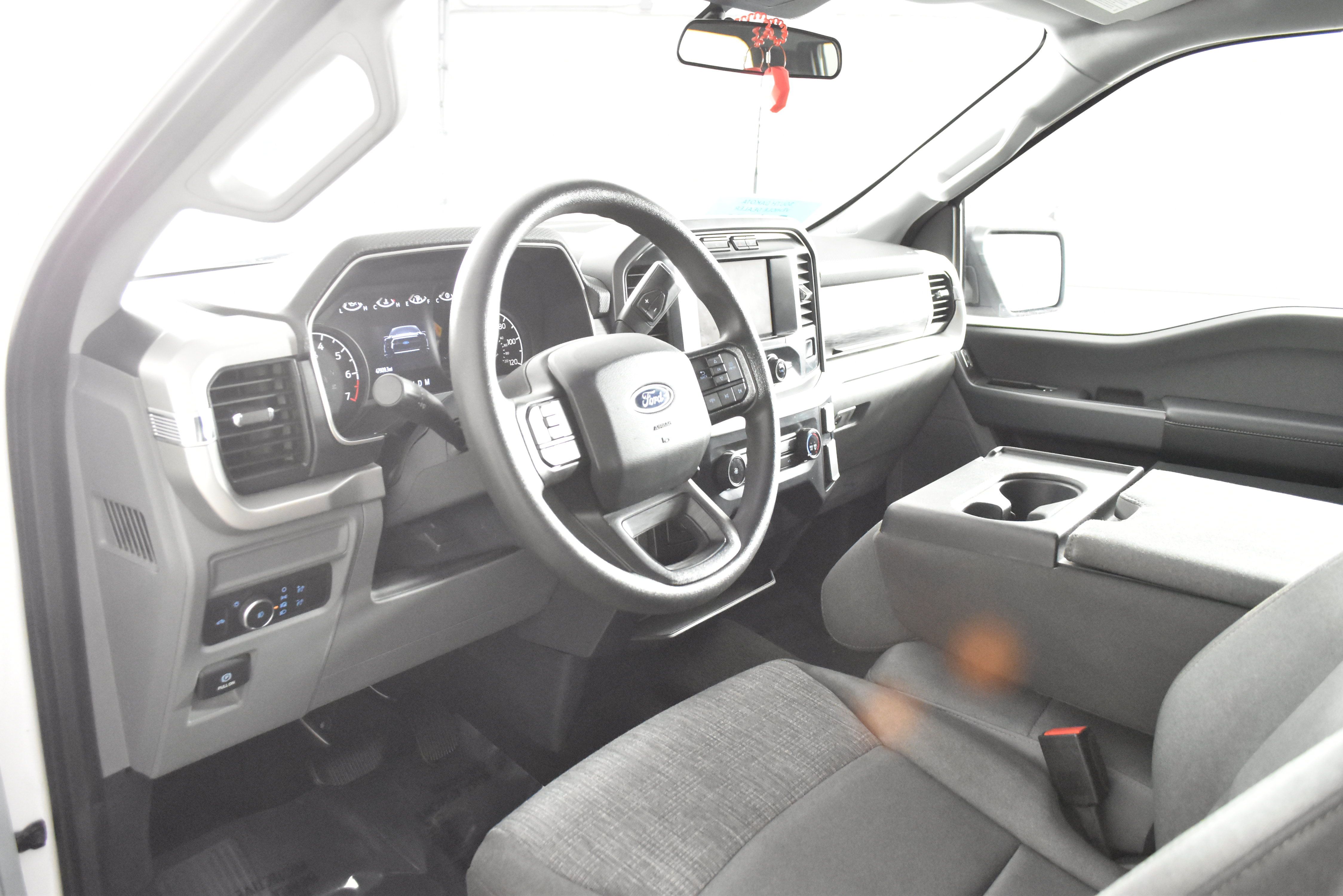 Used 2022 Ford F150 XLT AWD/4WD image 2