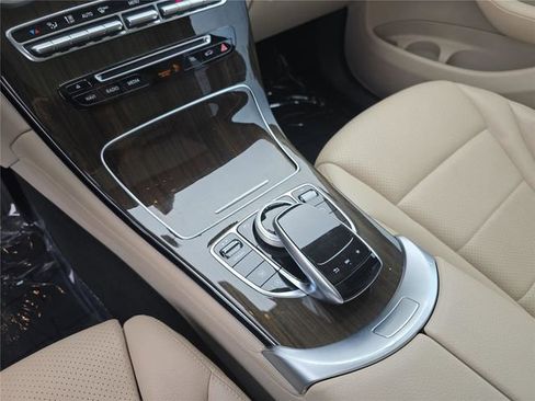 Used 2017 Mercedes-Benz GLC 300 image 31