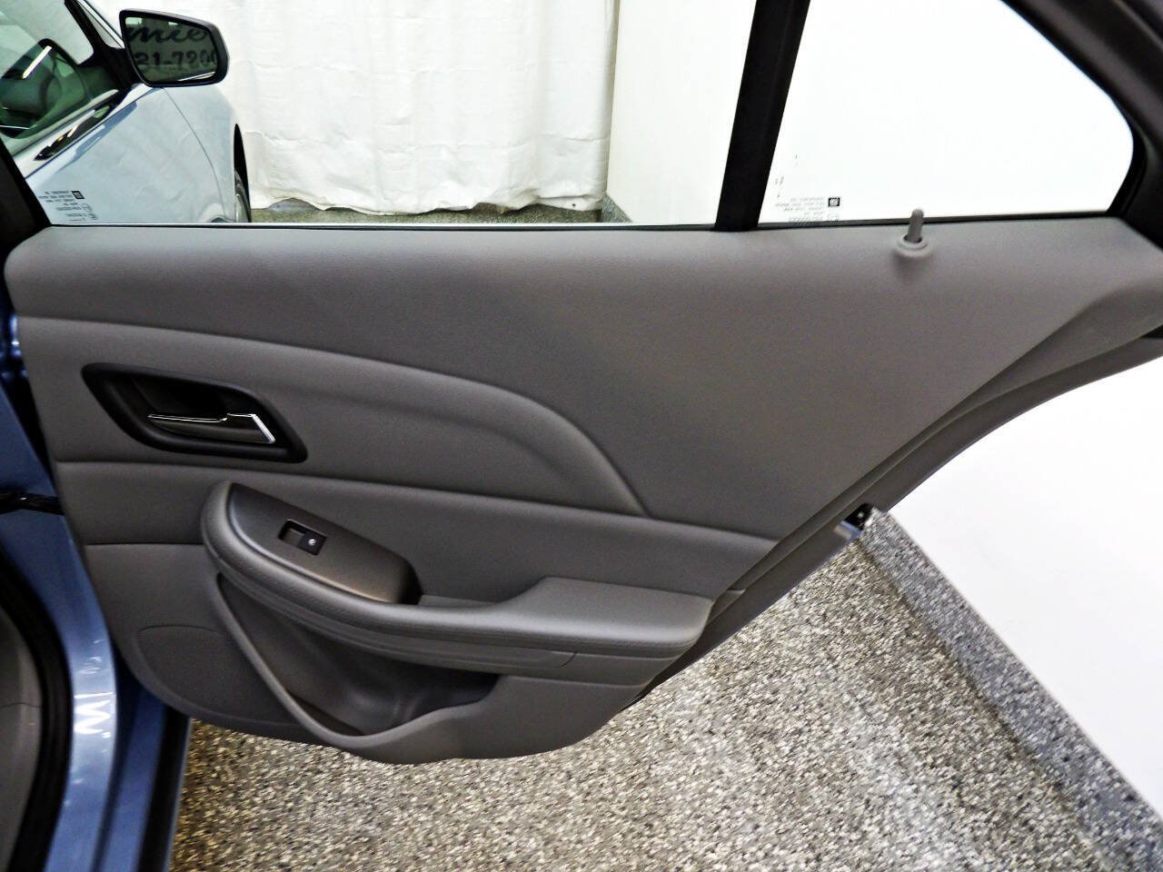 Used 2013 Chevrolet Malibu LS FWD image 12