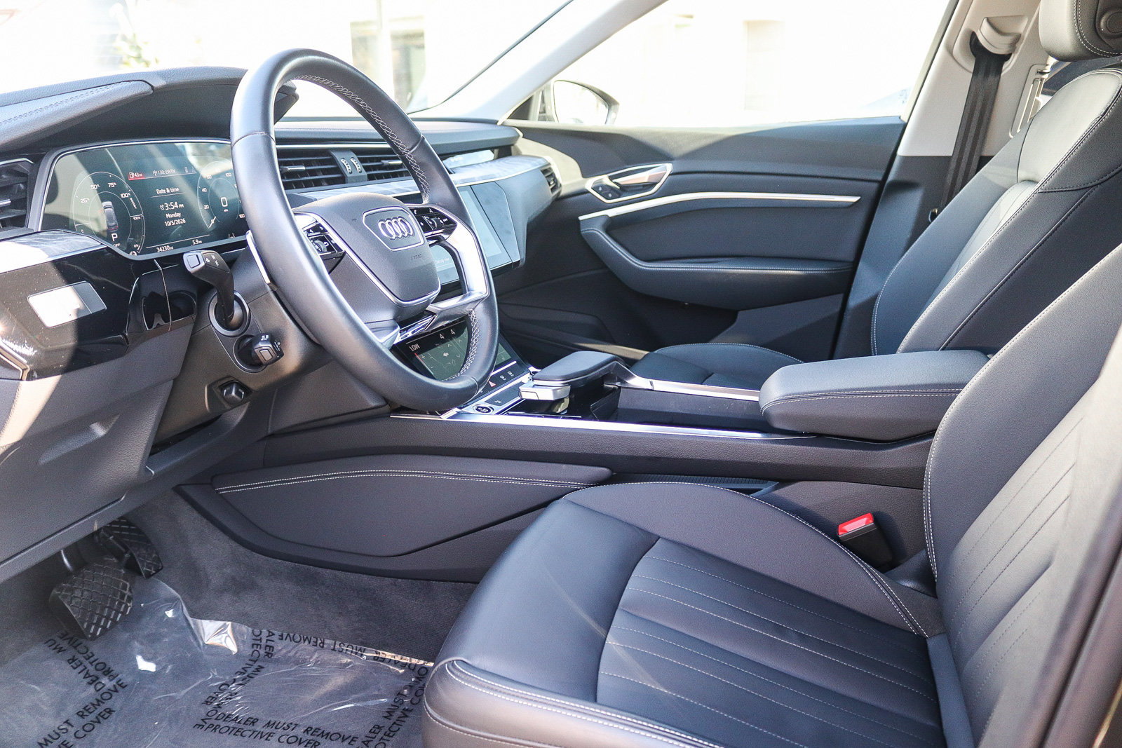 Certified 2024 Audi Q8 e-tron Premium Plus AWD/4WD image 19