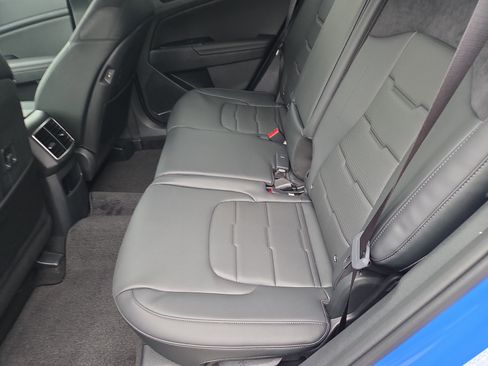 New 2026 Kia Sportage SX image 6