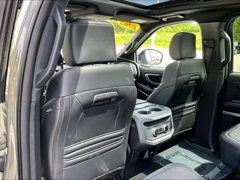 Used 2025 Ford Expedition Max Platinum w/ Stealth Performance Package AWD/4WD image 36
