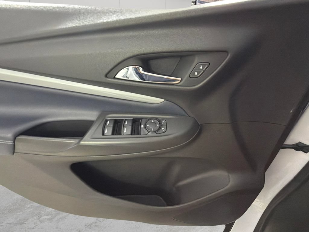 Certified 2023 Chevrolet Bolt EUV Premier FWD image 25