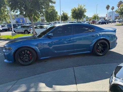 Used 2021 Dodge Charger SRT Hellcat RWD image 3
