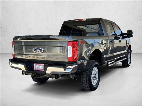 Used 2019 Ford F250 XLT w/ XLT Value Package AWD/4WD image 6
