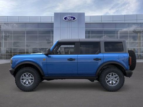 New 2025 Ford Bronco Badlands image 4