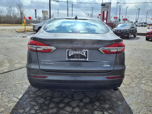 Used 2019 Ford Fusion SEL FWD image 5