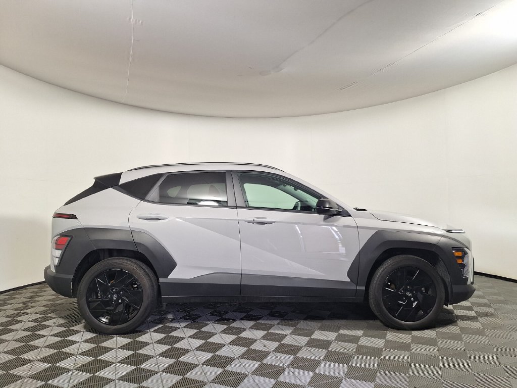 Used 2026 Hyundai Kona SEL Sport FWD image 4