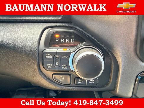 Used 2020 RAM 1500 Big Horn AWD/4WD image 33