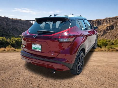 New 2024 Nissan Kicks SV w/ Interior Electronics Package image 9