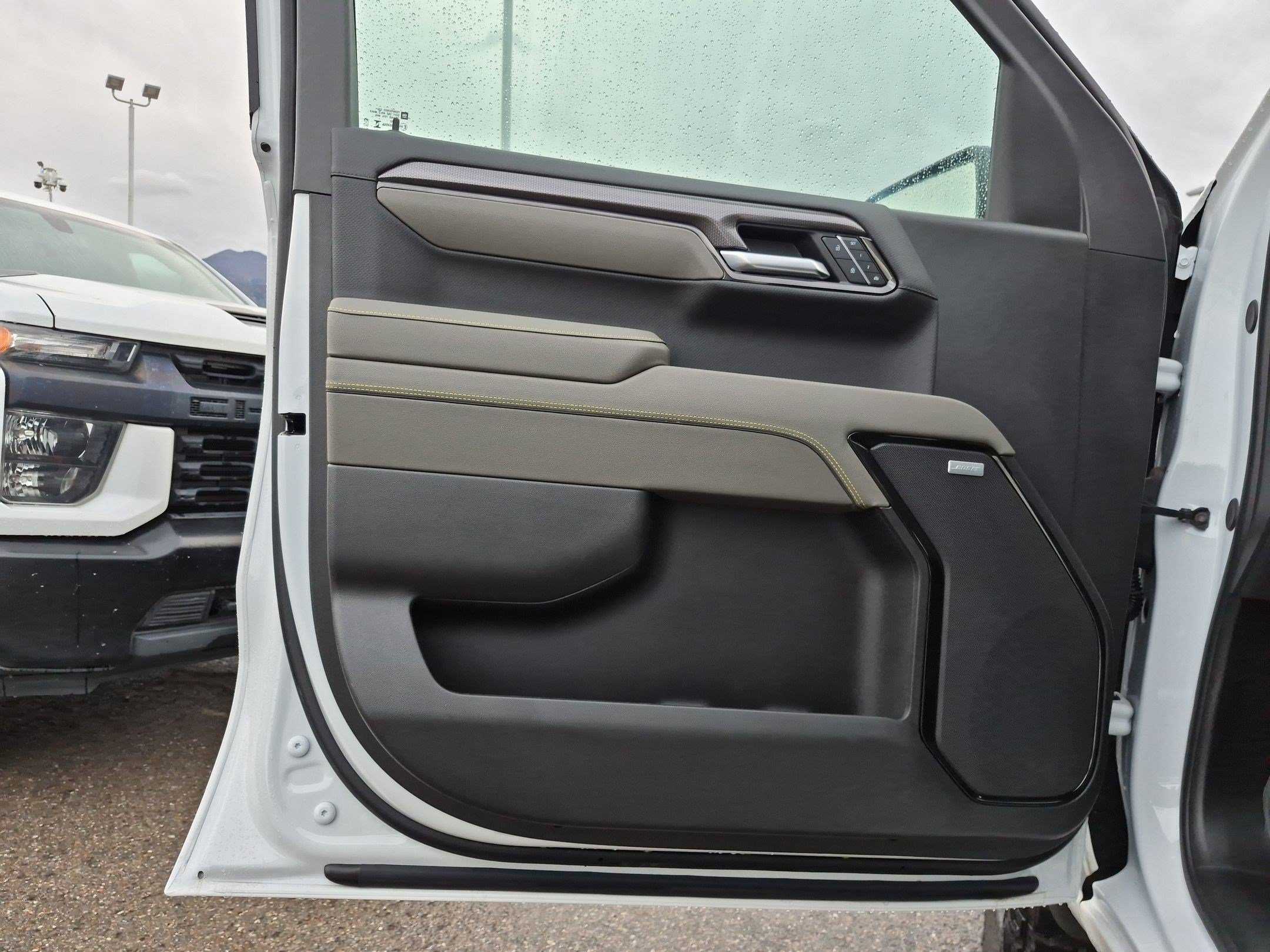 Used 2026 Chevrolet Silverado 1500 ZR2 w/ LPO, Dark Essentials Package AWD/4WD image 12