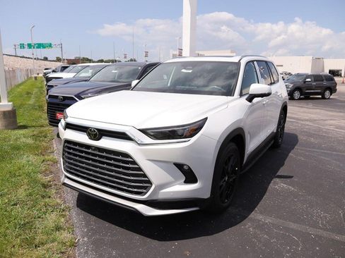 New 2026 Toyota Grand Highlander AWD Hybrid image 4