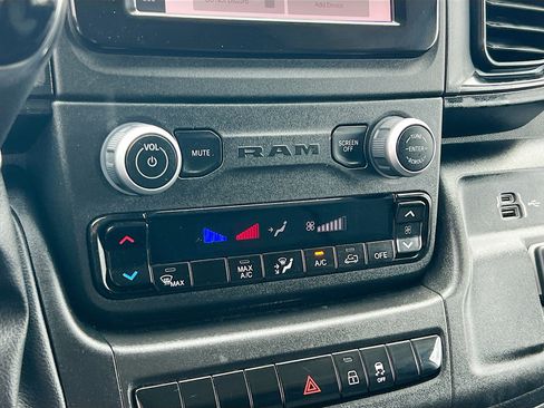 Used 2023 RAM ProMaster 2500 FWD image 26