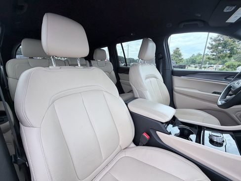 Used 2023 Jeep Grand Cherokee Limited RWD image 25