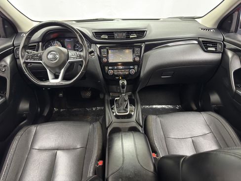 Used 2018 Nissan Rogue Sport SL w/ SL Premium Package image 30