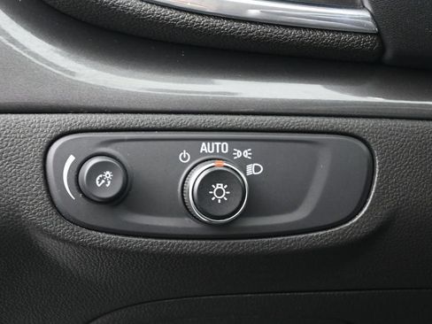 Used 2019 Buick Encore Preferred w/ Safety Package FWD image 16