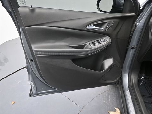 Used 2022 Buick Encore GX Preferred w/ Cold Weather Comfort Package image 18