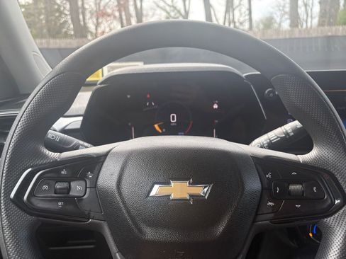 Used 2025 Chevrolet TrailBlazer LT image 25