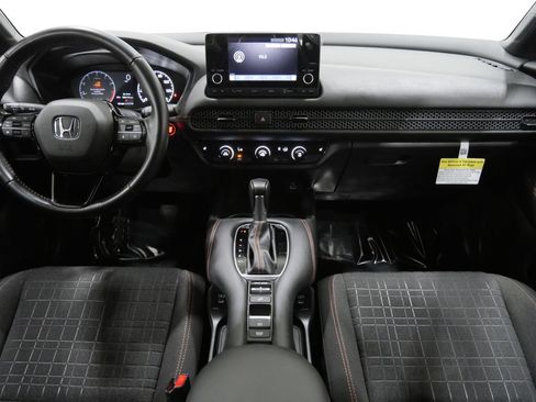 Used 2025 Honda HR-V Sport image 7