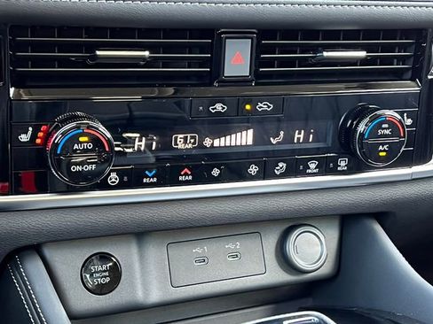 New 2026 Nissan Rogue Platinum w/ Tech Package image 28