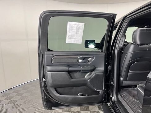 Used 2026 RAM 1500 Laramie AWD/4WD image 36