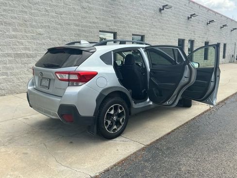 Used 2018 Subaru Crosstrek 2.0i Premium AWD/4WD image 14