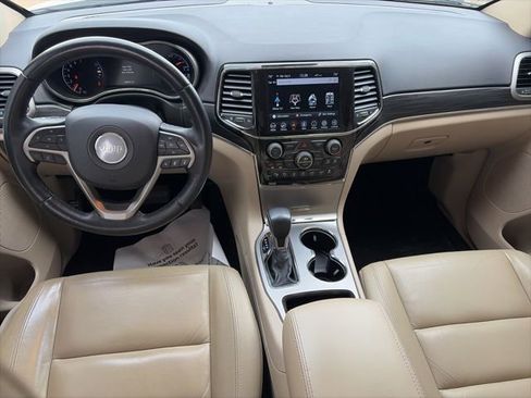 Used 2021 Jeep Grand Cherokee Limited image 12