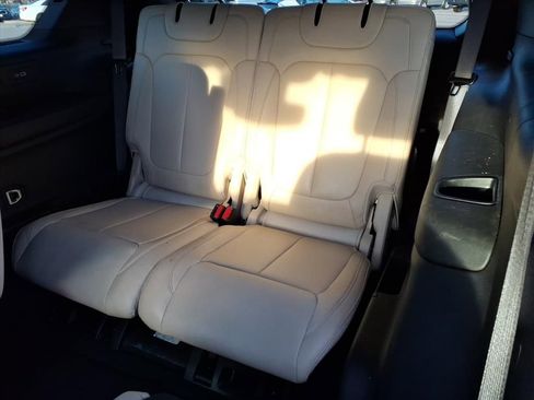 Used 2023 Jeep Grand Cherokee L Limited image 14